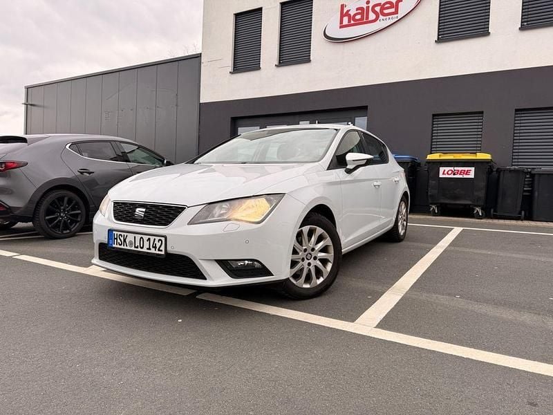 Gebraucht Seat Leon 105 PS (77 kW) 2014 Weiß Limousine