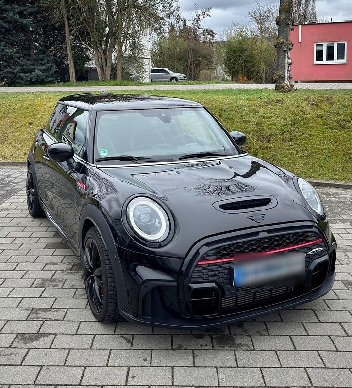 Gebraucht Mini John Cooper Works 231 PS (169 kW) 2021 Schwarz Kleinwagen