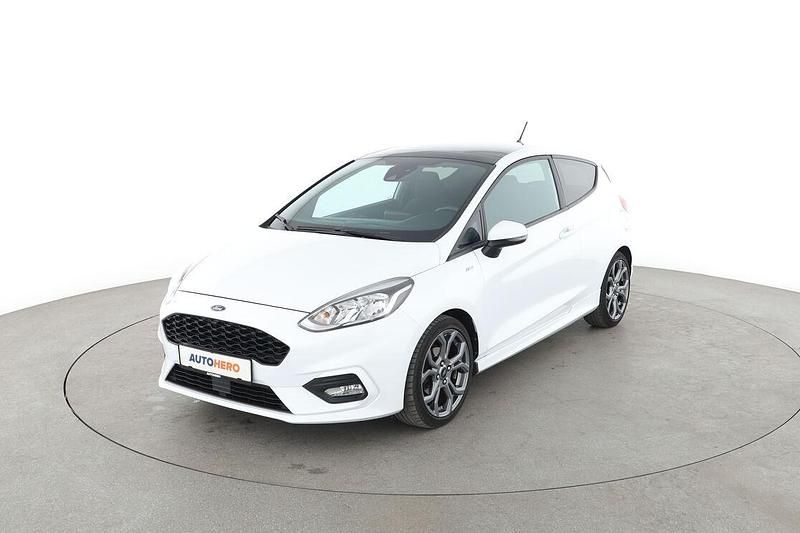 Weiß Gebraucht 2019 Ford Fiesta ST-Line Kleinwagen | 12.920 € (Fairer Preis) - Bild 1/3
