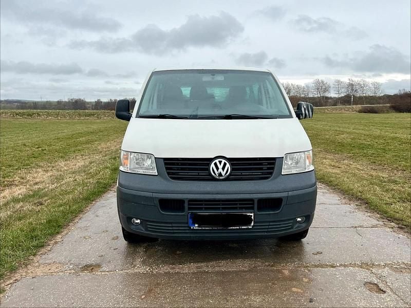 Gebraucht VW Shuttle 131 PS (96 kW) 2005 Weiß Van / Kleinbus