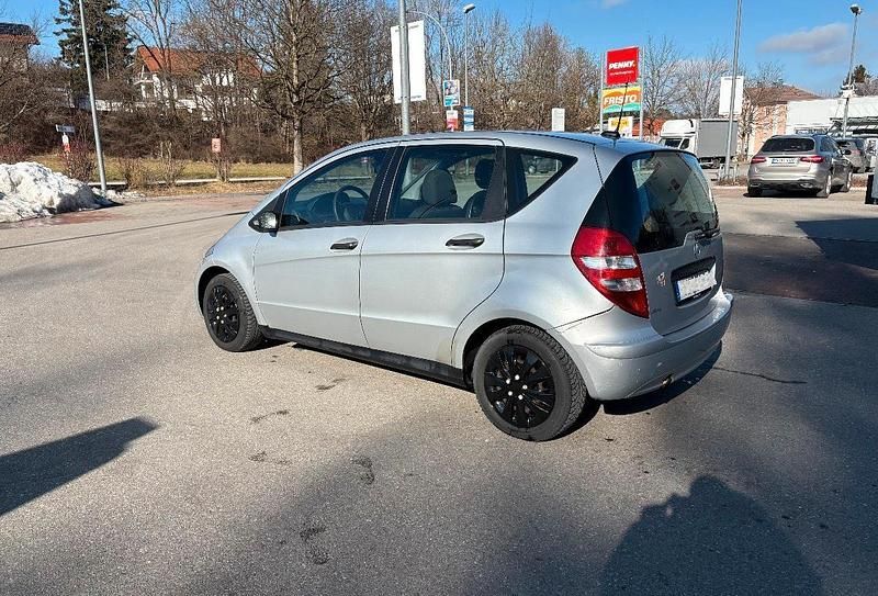 Gebraucht Mercedes A150 95 PS (69 kW) 2007 Grau Limousine