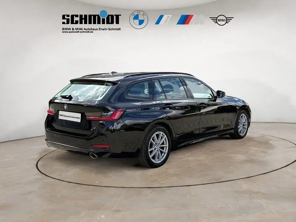 Gebraucht BMW 318 156 PS (114 kW) 2024 Schwarz Kombi