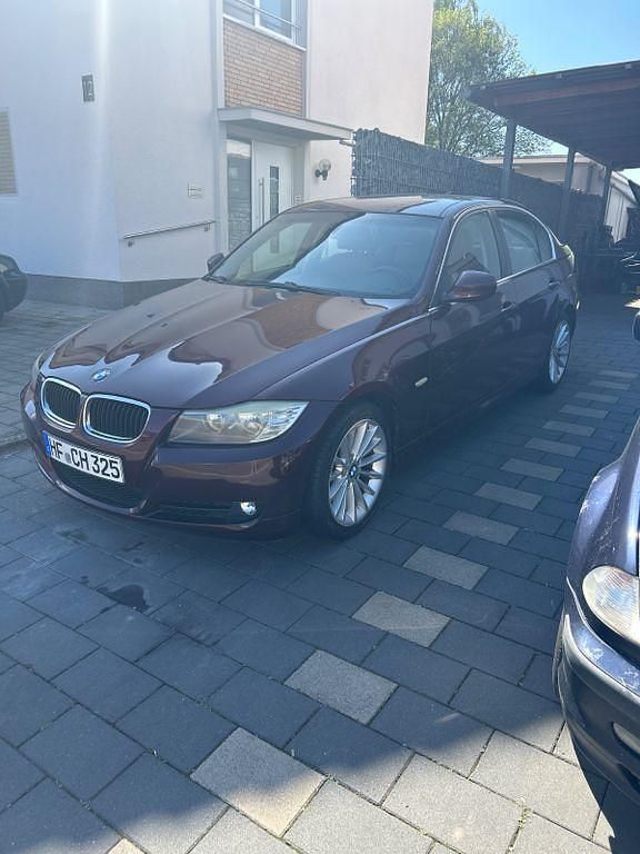 Second-hand BMW 325 Performance 197 CP (144 kW) 2008 Berlinǎ
