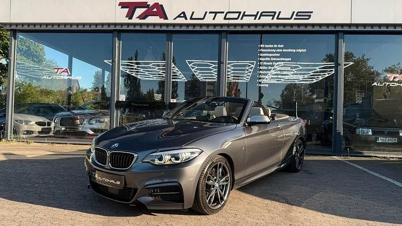 Grau Gebraucht 2018 BMW M240 M Performance Cabrio | 24.990 € (Fairer Preis) - Bild 1/4