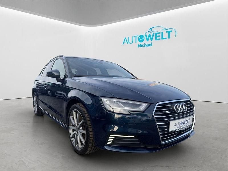 Second-hand Audi A3 S-Line 150 CP (110 kW) 2020 Albastru Berlinǎ