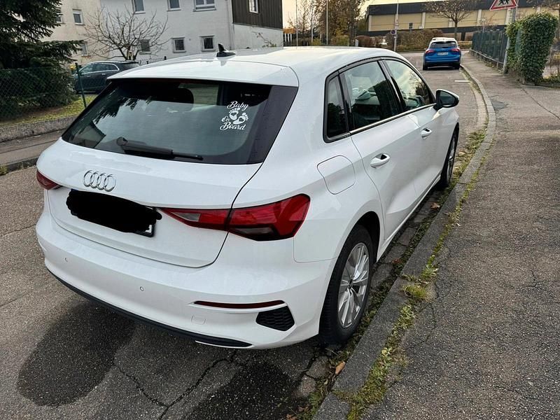 Gebraucht Audi A3 150 PS (110 kW) 2021 Weiß Limousine