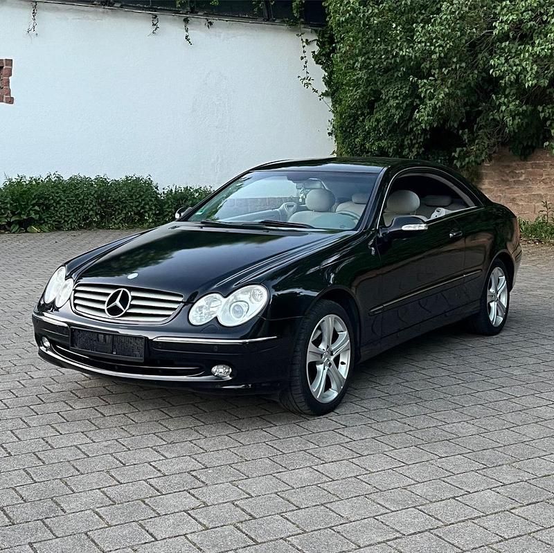 Schwarz Gebraucht 2004 Mercedes CLK320 Coupé | 5.499 € (Guter Preis) - Bild 1/4