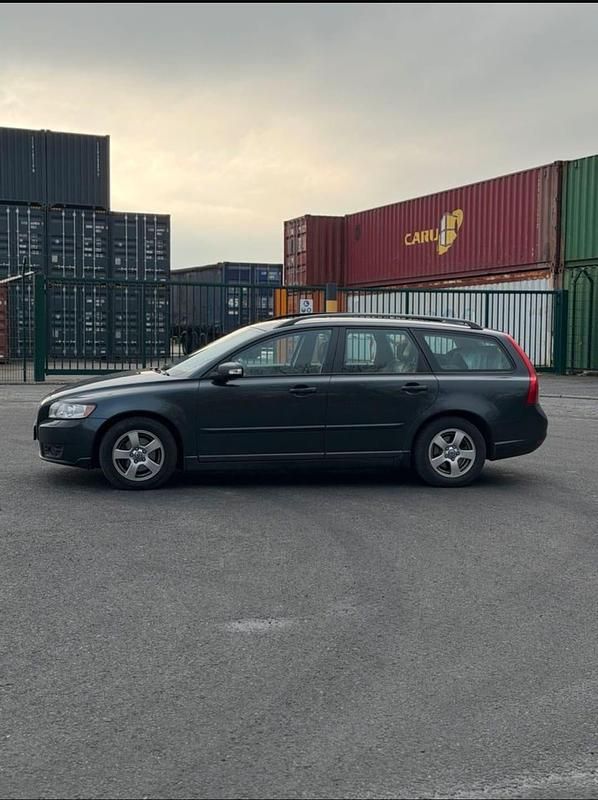 Gebraucht Volvo V50 125 PS (91 kW) 2008 Grau Kombi