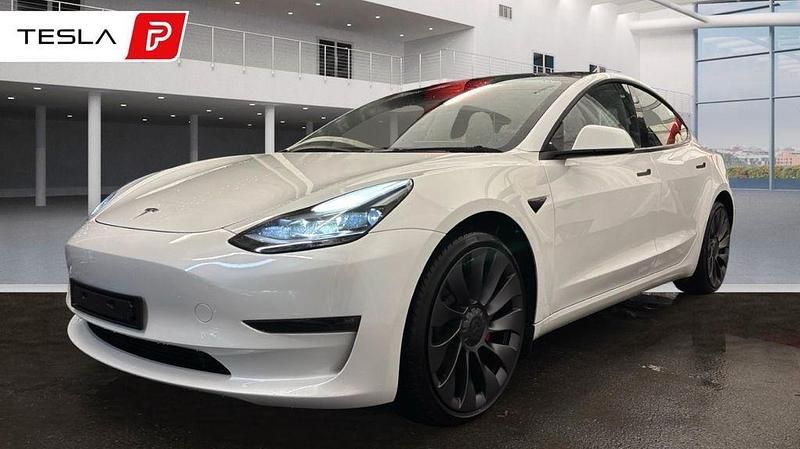 Gebraucht Tesla Model 3 Performance 366 kW (498 PS) 2022 Weiß Limousine