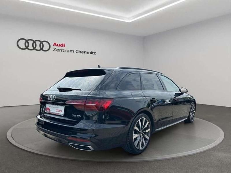 Gebraucht Audi A4 S-Line 163 PS (119 kW) 2024 Schwarz Kombi