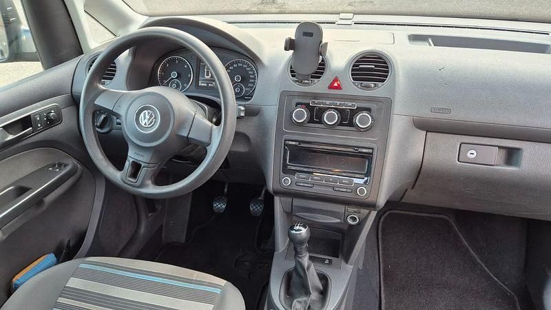 Gebraucht VW Caddy 102 PS (75 kW) 2011 Grau Van / Kleinbus