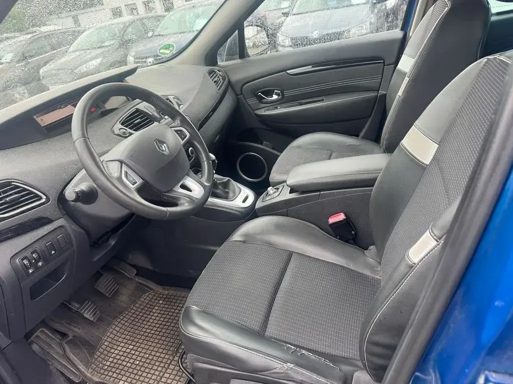Gebraucht Renault Scénic III Dynamique 131 PS (96 kW) 2012 Blau Van / Kleinbus