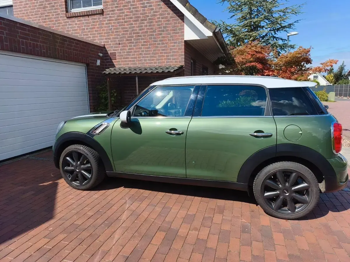 Gebraucht Mini Cooper SD 143 PS (105 kW) 2015 Grün Kleinwagen