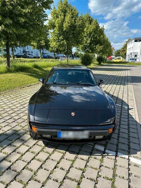 Schwarz Gebraucht 1982 Porsche 944 Coupé | 16.500 € - Bild 1/4