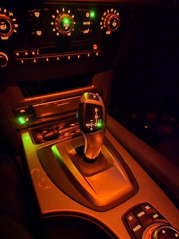 Gebraucht BMW 525 197 PS (144 kW) 2009 Schwarz Kombi