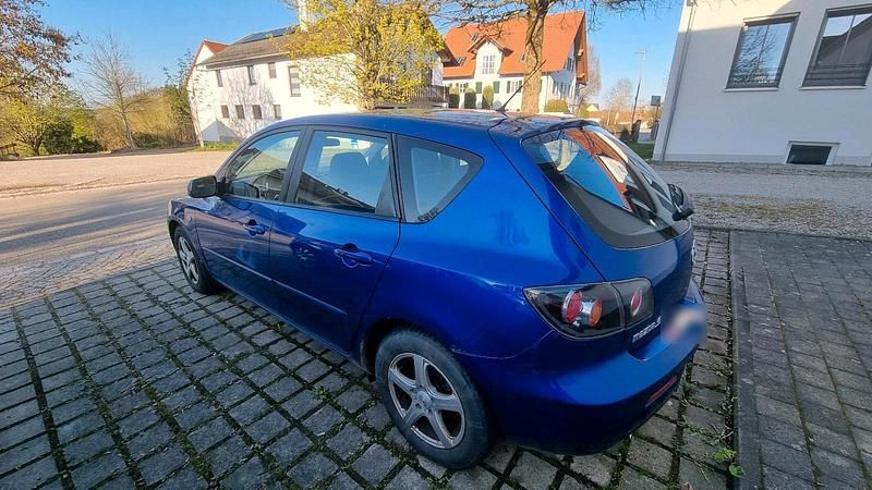 Gebraucht Mazda 3 109 PS (80 kW) 2006 Blau Kleinwagen
