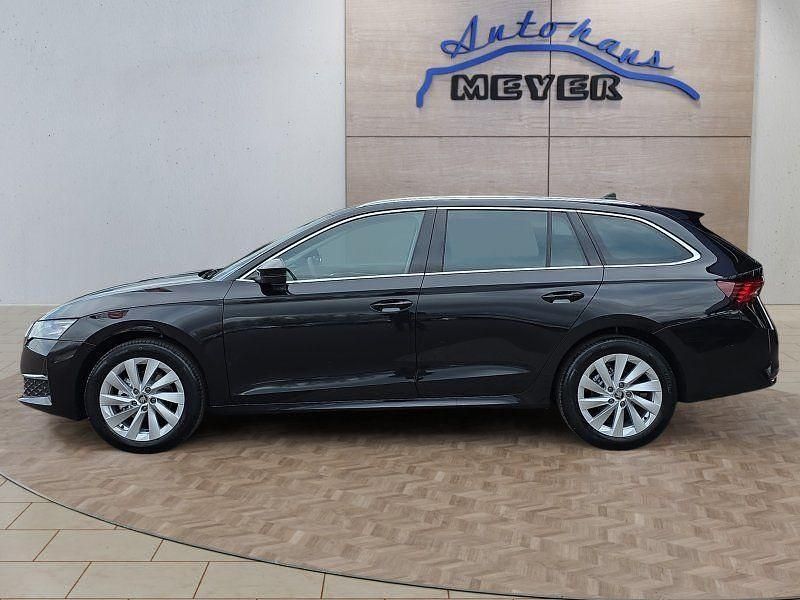 Neu Skoda Octavia 150 PS (110 kW) 2026 Schwarz Limousine