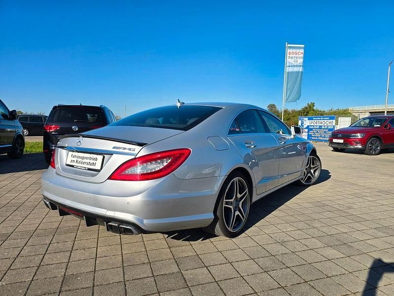 Gebraucht Mercedes CLS63 AMG AMG 689 PS (506 kW) 2011 Silber Limousine