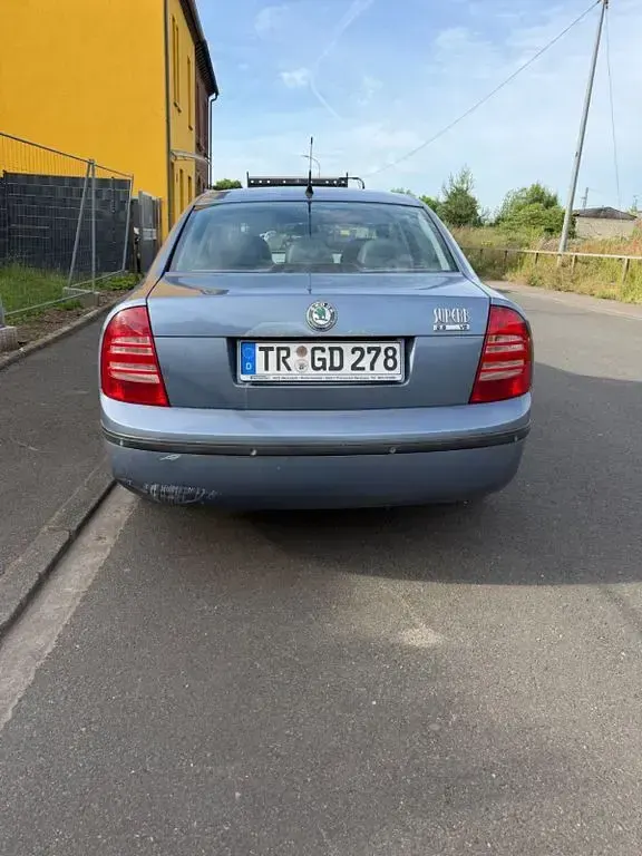 Gebraucht Skoda Superb Elegance 193 PS (141 kW) 2005 Blau Limousine