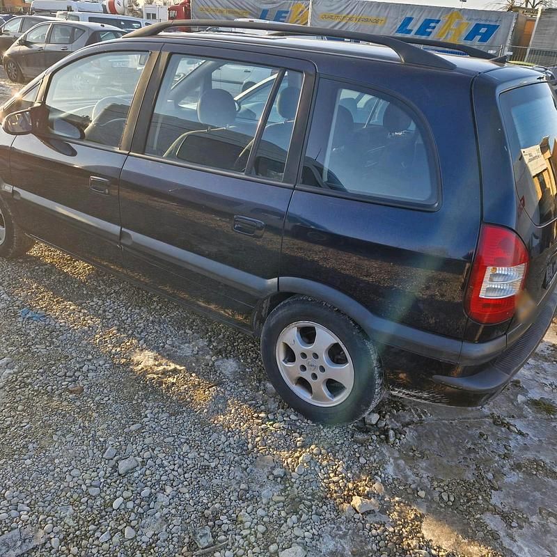 Gebraucht Opel Zafira 92 PS (67 kW) 2004 Blau Van / Kleinbus