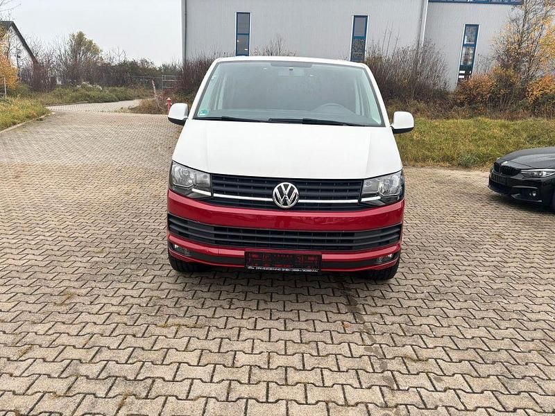 Rot Gebraucht 2016 VW T6 Van | 20.890 € (Teuer) - Bild 1/4