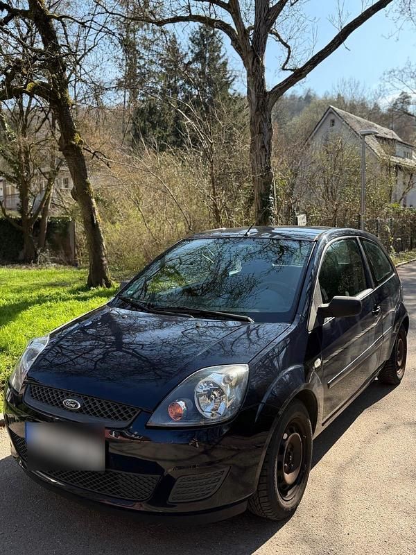 Gebraucht Ford Fiesta 69 PS (50 kW) 2007 Blau Kleinwagen