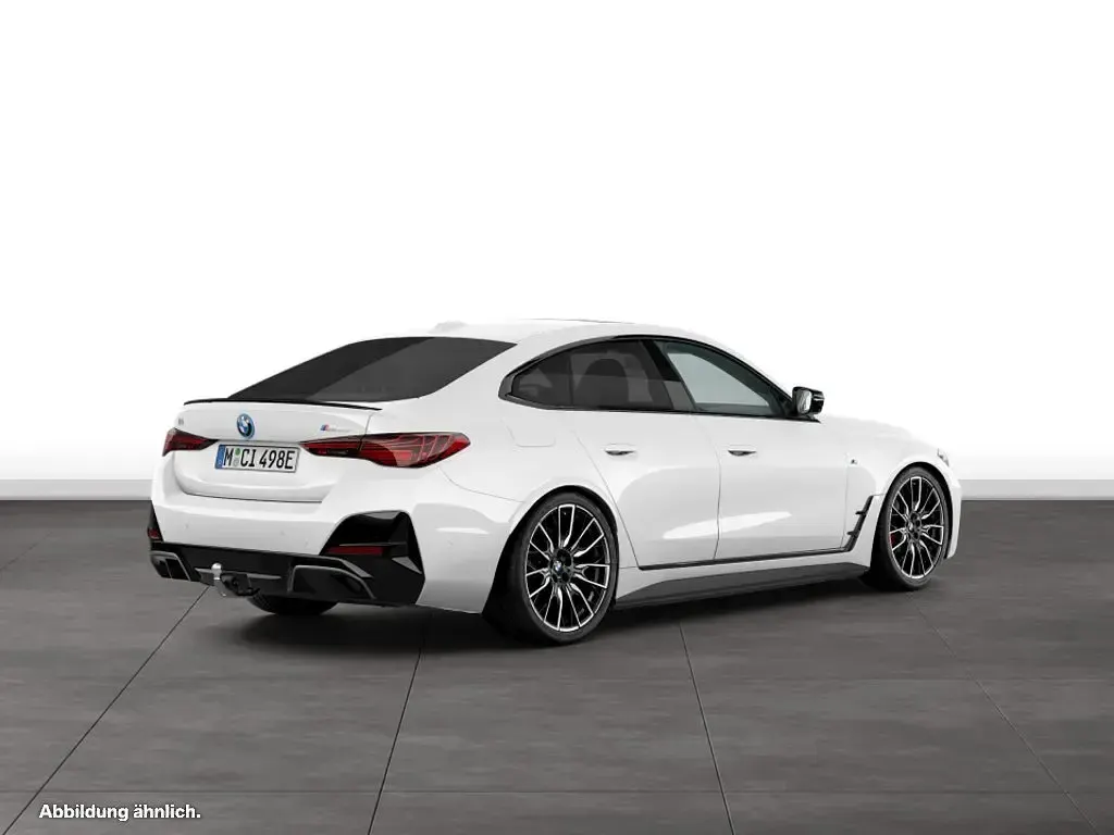 Gebraucht BMW i4 Sport Line 442 kW (601 PS) 2025 Weiß Limousine