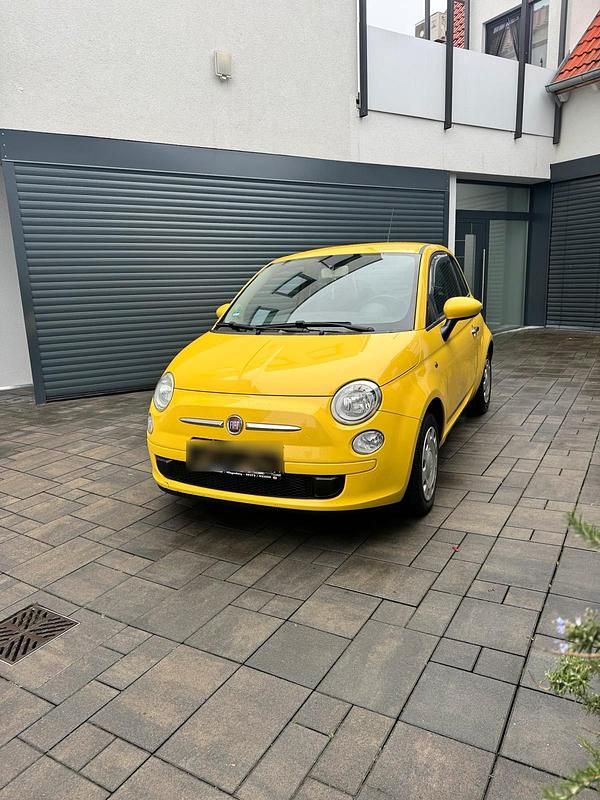 Gelb Gebraucht 2009 Fiat 500 Kleinwagen | 3.299 € (Guter Preis) - Bild 1/4