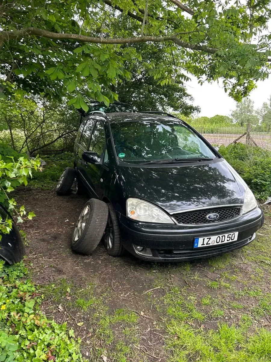 Gebraucht Ford Galaxy 133 PS (97 kW) 2005 Schwarz Van / Kleinbus