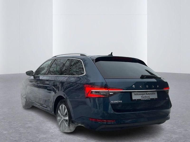Gebraucht Skoda Superb Style 218 PS (160 kW) 2021 Lavablau metallic Kombi