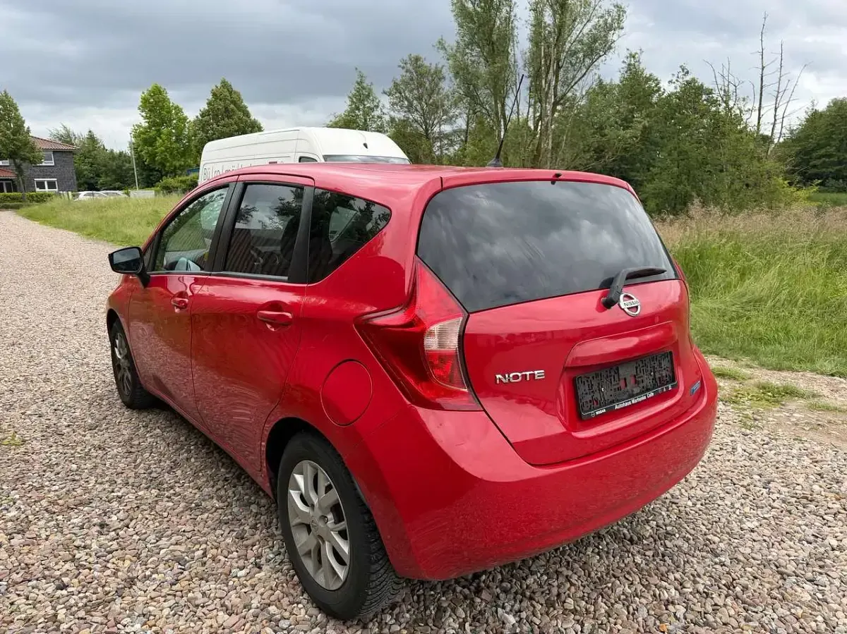 Gebraucht Nissan Note Acenta 90 PS (66 kW) 2015 Red (s) Kleinwagen
