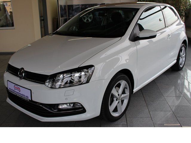 Weiß metallic Gebraucht 2016 VW Polo Highline Limousine | 10.777 € (Fairer Preis) - Bild 1/4