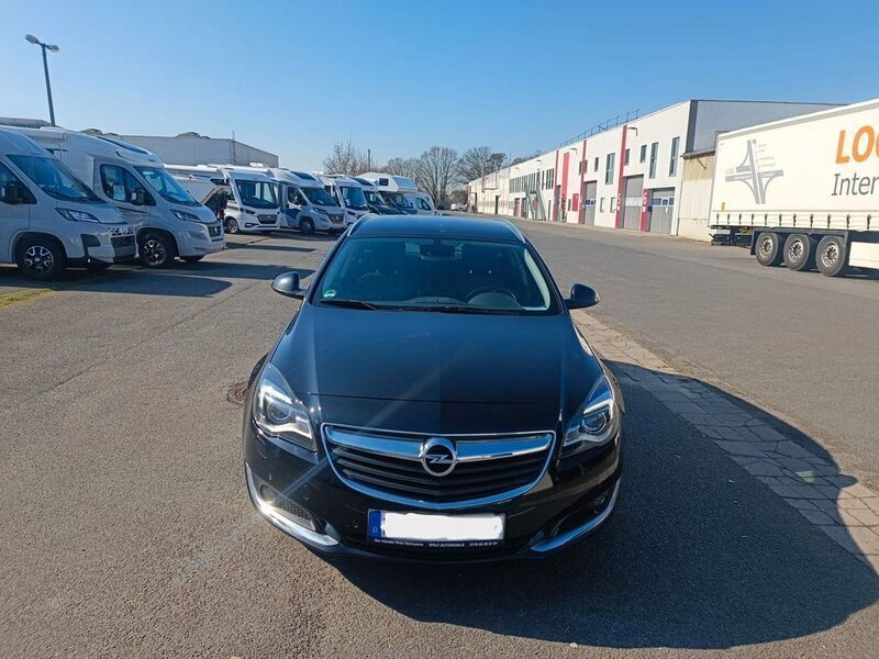 Schwarz Gebraucht 2015 Opel Insignia Selection Kombi | 4.699 € (Guter Preis) - Bild 1/4