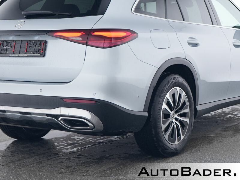 Gebraucht Mercedes GLC220 Advanced Plus 197 PS (144 kW) 2023 922 lack hightechsilber SUV