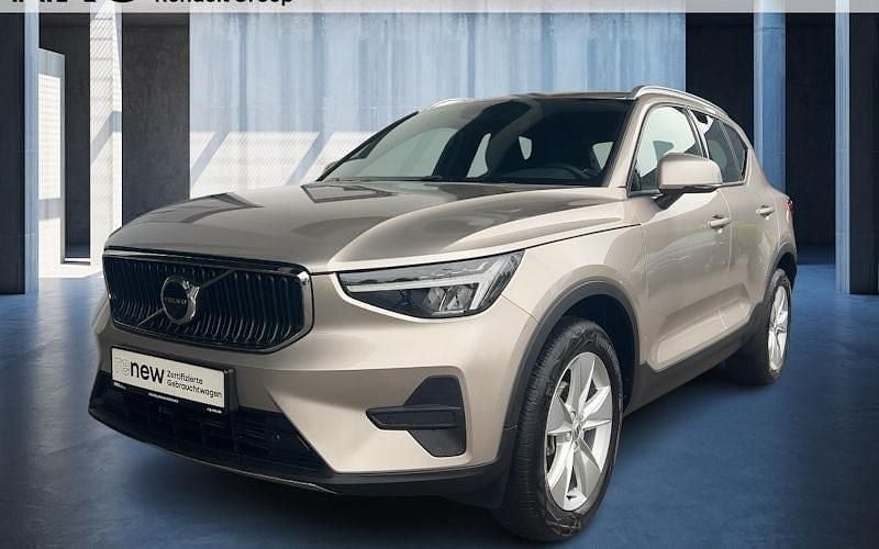 Gebraucht Volvo XC40 Core 130 PS (95 kW) 2024 Bright dusk / metallic SUV