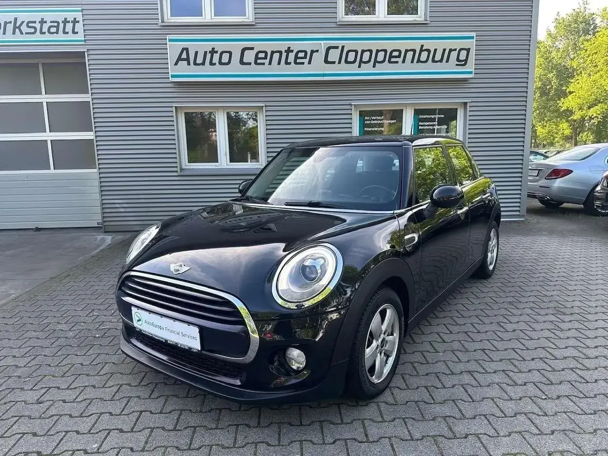 Gebraucht Mini Cooper 136 PS (100 kW) 2017 Schwarz Kleinwagen