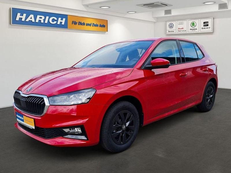 Rot Gebraucht 2025 Skoda Fabia Kleinwagen | 19.490 € (Fairer Preis) - Bild 1/4