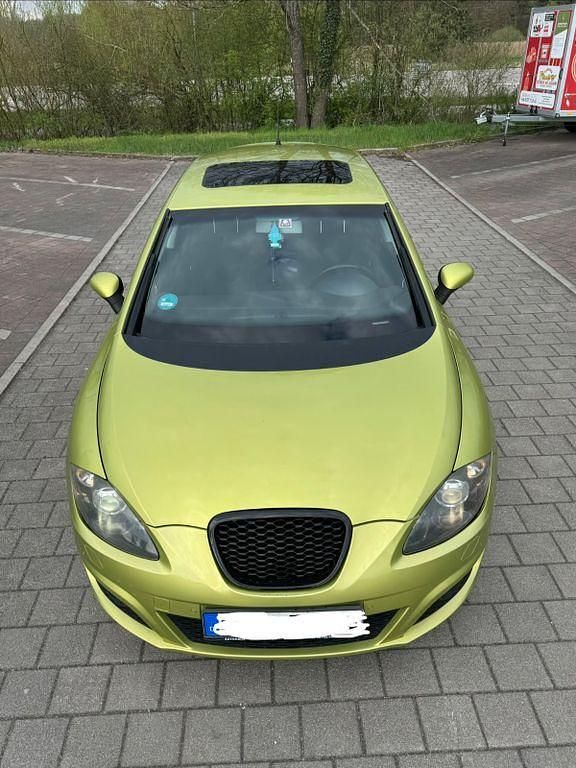 Second-hand Seat Leon Style 125 CP (91 kW) 2009 Verde Hatchback