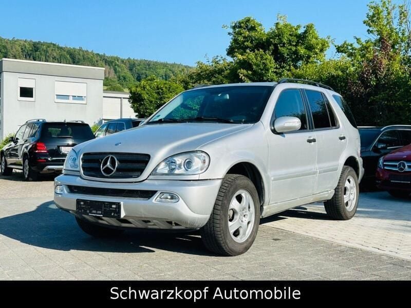 Silber Gebraucht 2004 Mercedes ML270 SUV | 2.480 € (Guter Preis) - Bild 1/4
