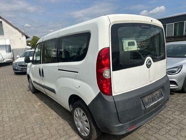 Second-hand Opel Combo Selection 105 CP (77 kW) 2013 Alb Monovolum