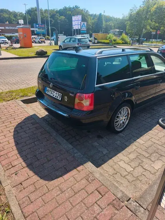 Gebraucht VW Passat Highline 131 PS (96 kW) 2003 Schwarz Kombi