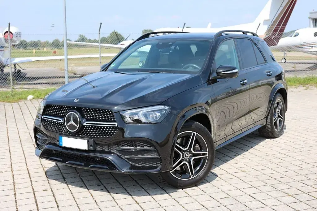 Gebraucht Mercedes GLE400 AMG line 330 PS (242 kW) 2019 Obsidanschwarz SUV