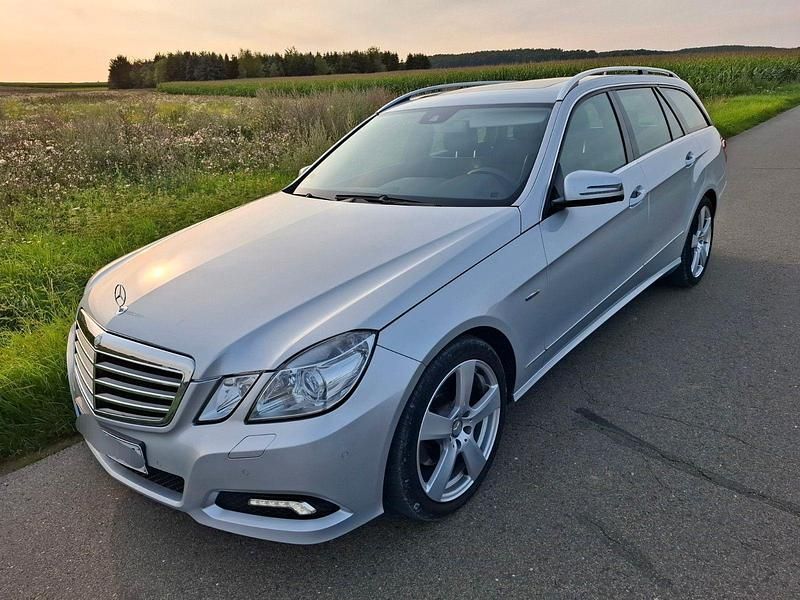 Usata Mercedes E350 231 CV (169 kW) 2010 Argento Station wagon