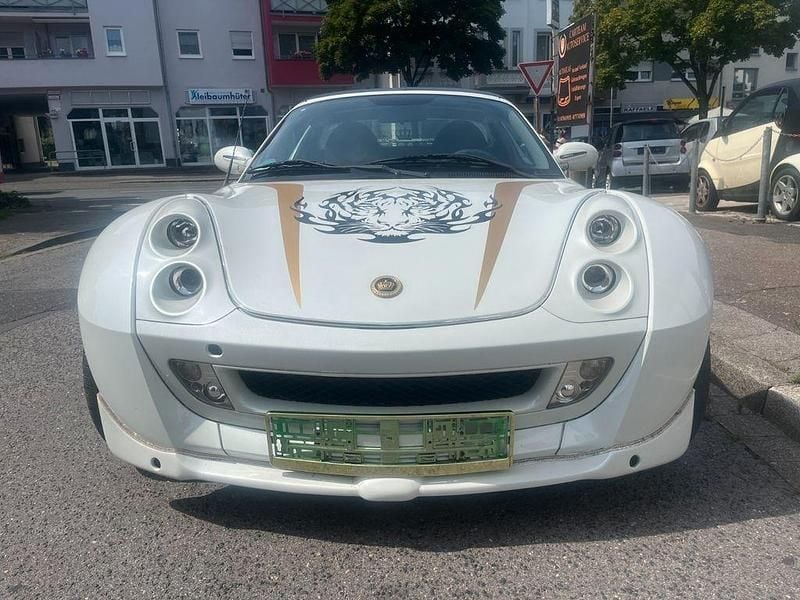Weiß Gebraucht 2003 Smart Roadster Cabrio | 6.990 € (Teuer) - Bild 1/4