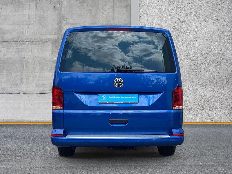 Gebraucht VW Multivan Trendline 150 PS (110 kW) 2022 Blau Van