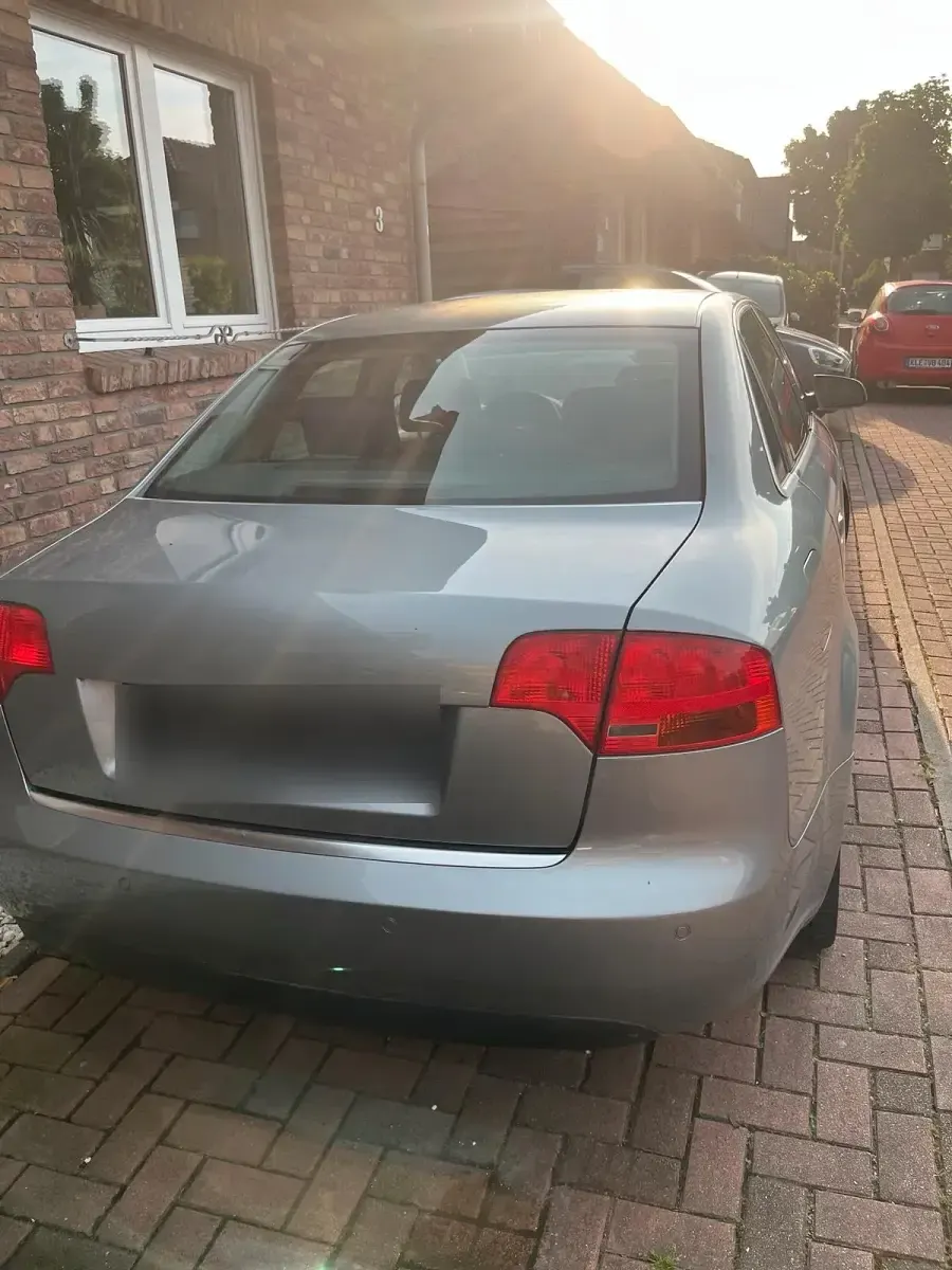 Gebraucht Audi A4 140 PS (102 kW) 2007 Grau Limousine