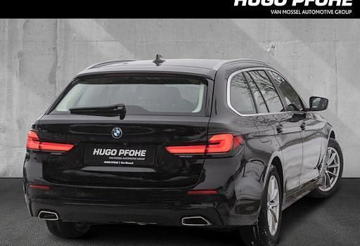 Gebraucht BMW 520 197 PS (144 kW) 2022 Schwarz Kombi
