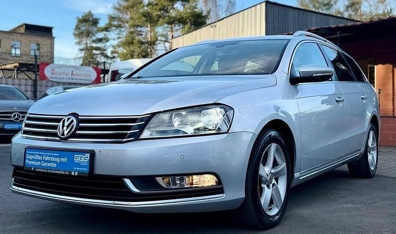 Gebraucht VW Passat 140 PS (102 kW) 2015 Silber Kombi