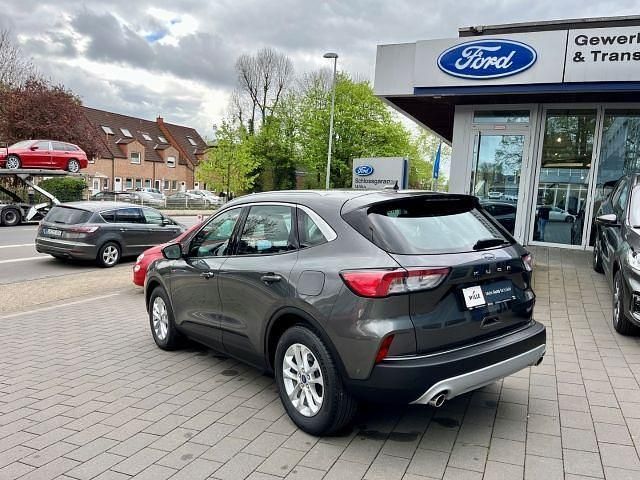 Gebraucht Ford Kuga Titanium 120 PS (88 kW) 2023 Metallic) (grau SUV