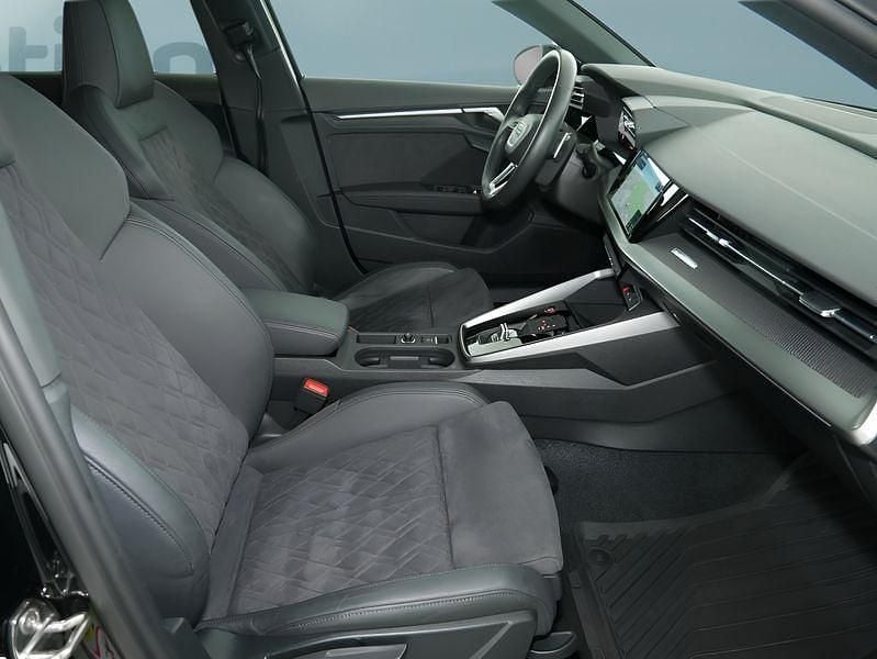 Gebraucht Audi RS3 Sportback 400 PS (294 kW) 2022 Schwarz Kleinwagen